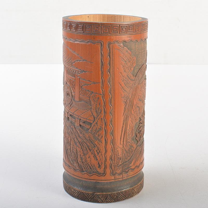 eee 中国　古竹彫刻　神獣桜閣山水文　筆筒　V　R7505