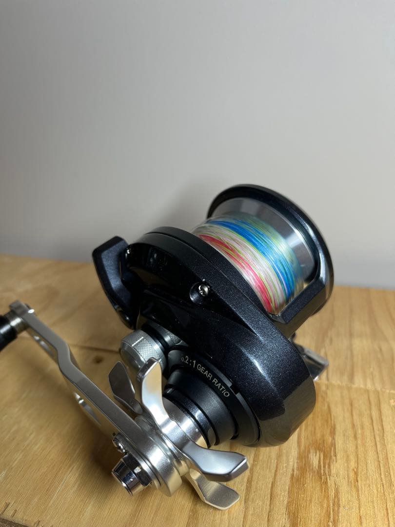 【SHIMANO/シマノ】TORIUM 2000HG リール トリウム