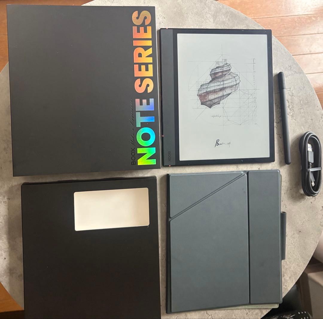 BOOX Note Air 4C (専用ペン、カバー付き)