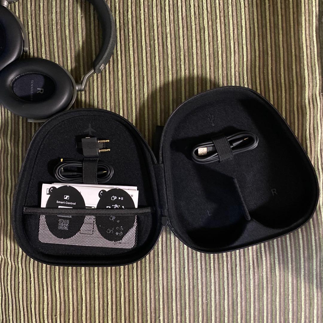 Sennheiser Momentum 4 ワイヤレスヘッドホン グラファイト