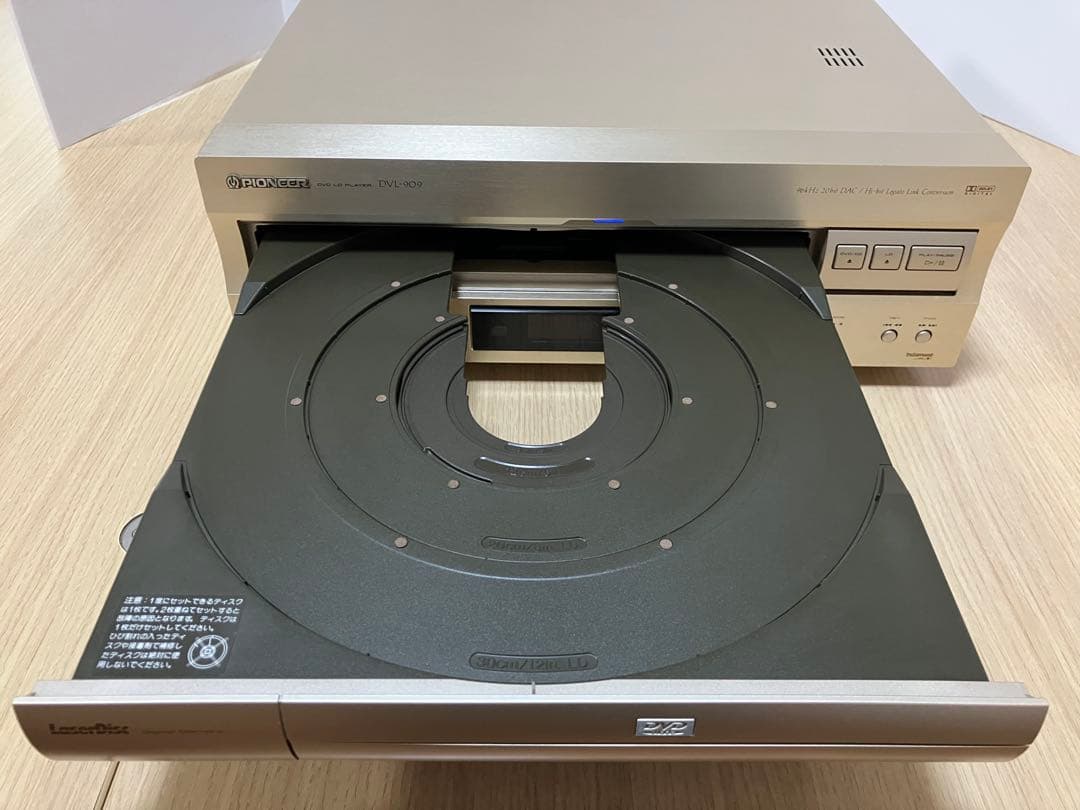 Pioneer DVL-909 LD&DVDプレーヤー　動作確認済み♪