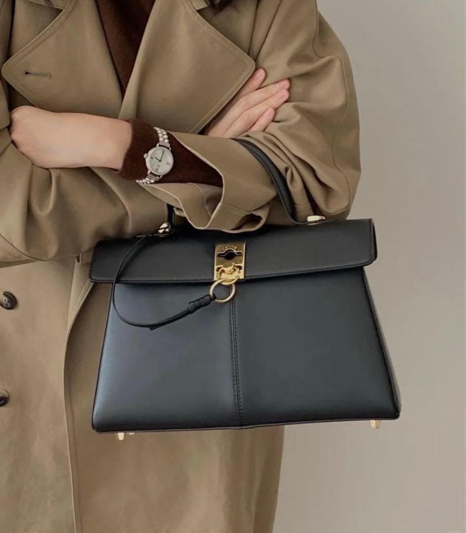 未使用 CAFUNE ブラック レザー ハンドバッグ