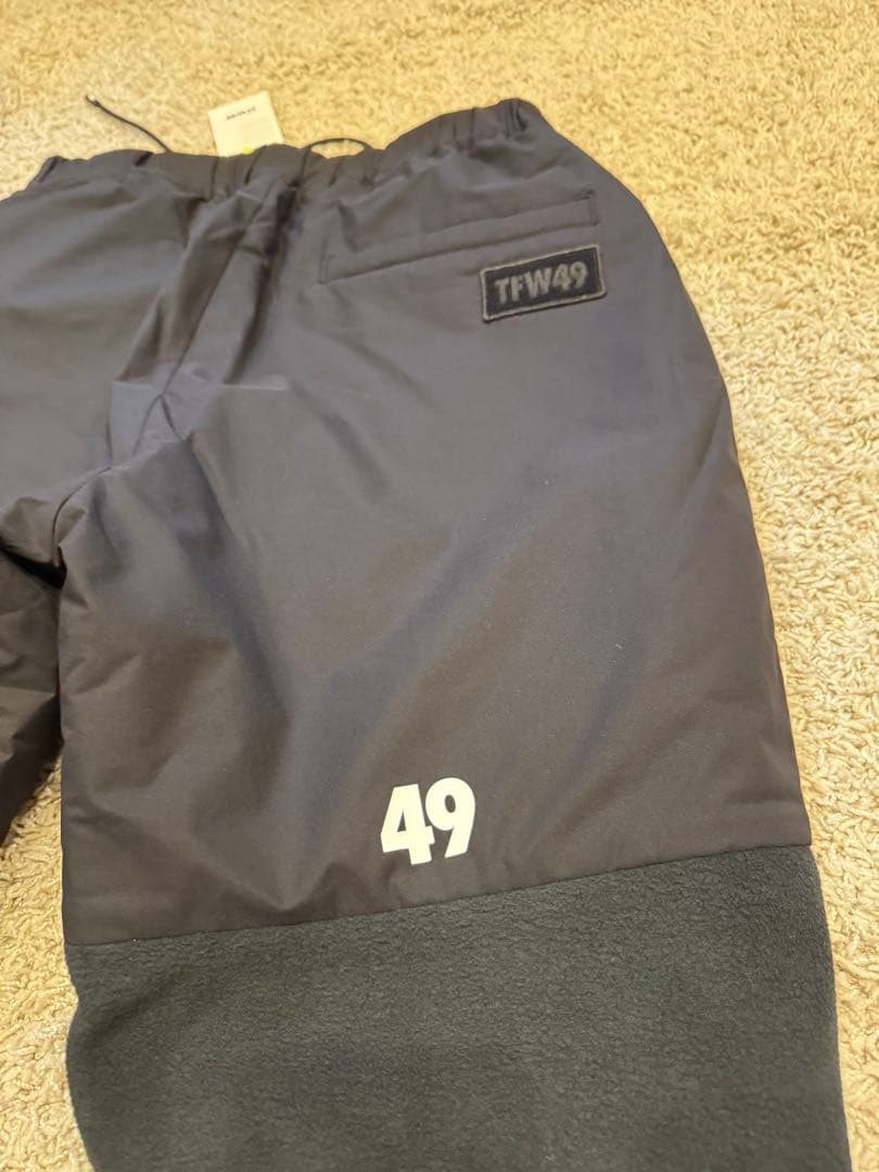 な*屋様 新品・未使用TFW49 ベリーウォーム　セットアップ　黒Lサイズ