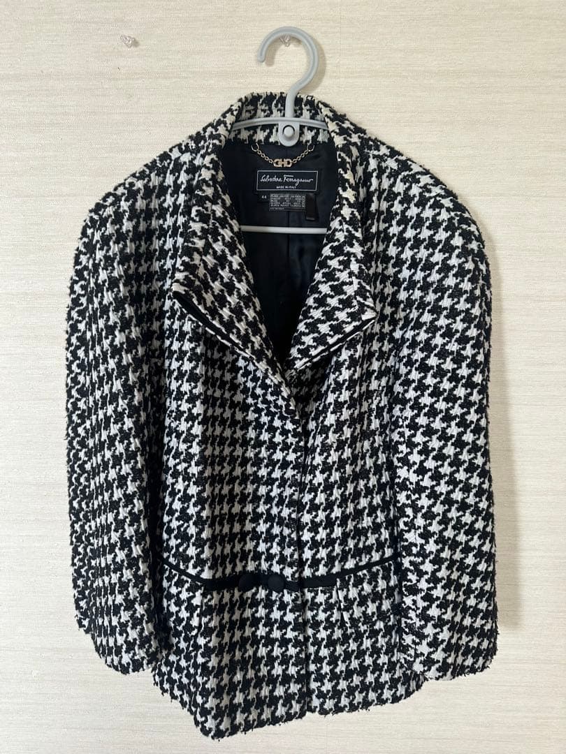 フェラガモ　ジャケットコート　千鳥格子　44