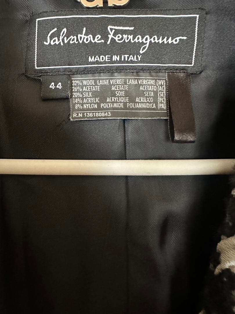 フェラガモ　ジャケットコート　千鳥格子　44