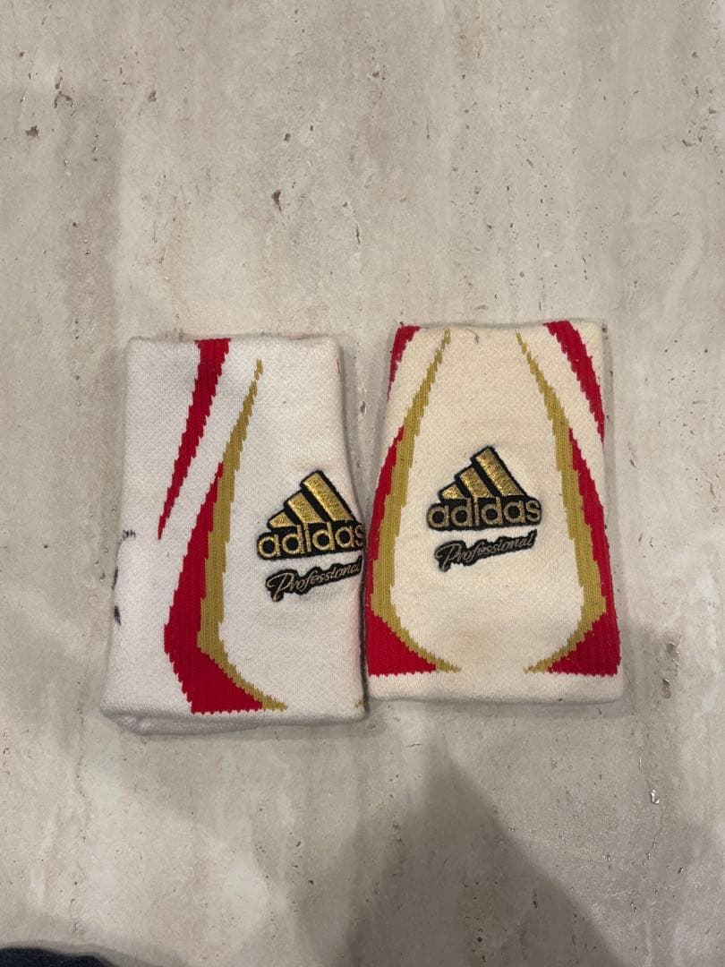 希少　坂本勇人選手　実使用　サイン付きリストバンド