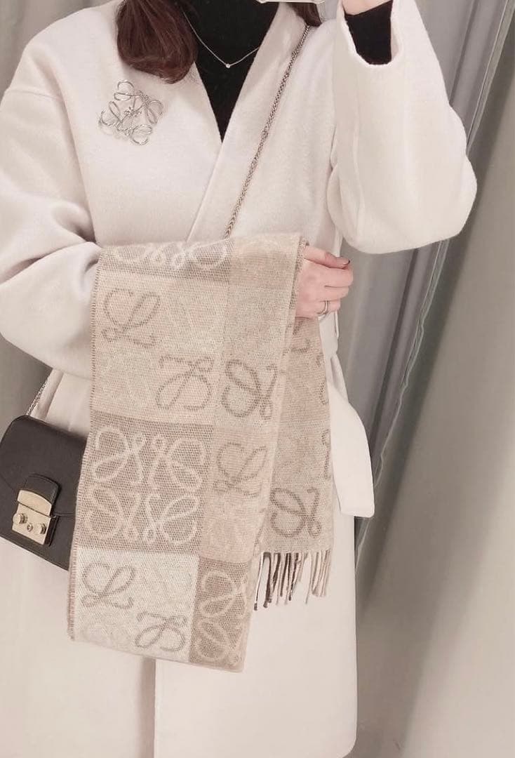 ロエベ ストール チェッカーボード