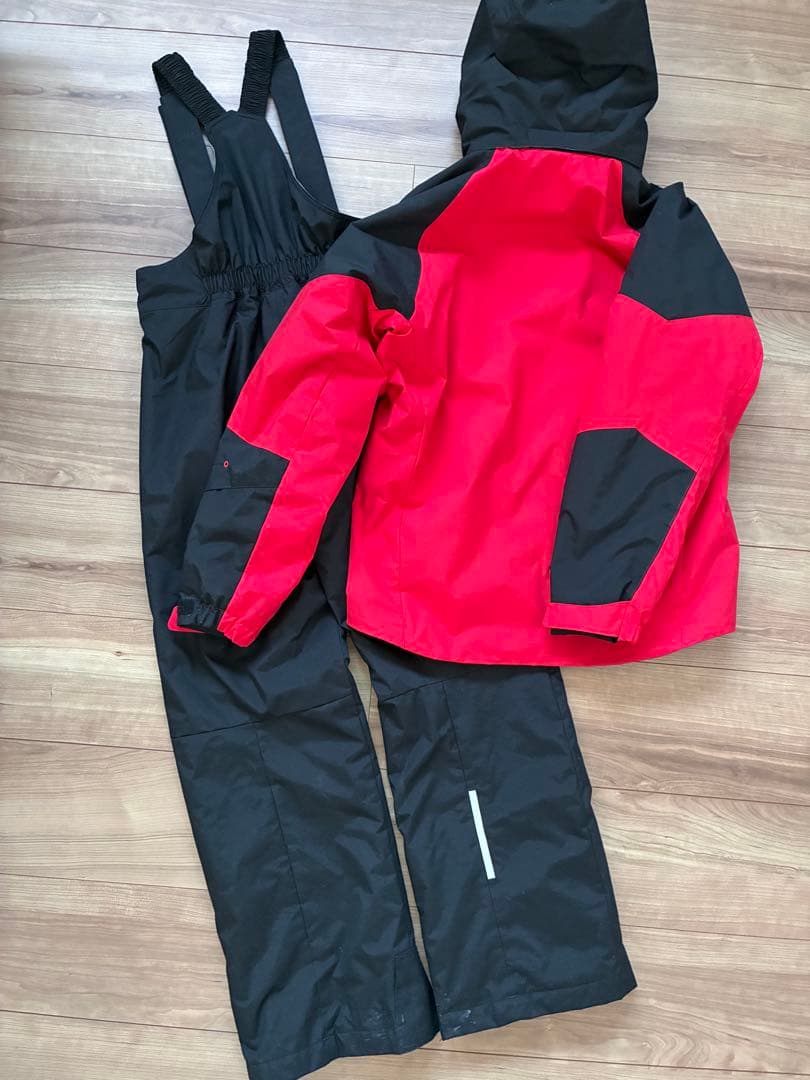 DESCENTE デサント/スキーウェア上下セット 150センチ