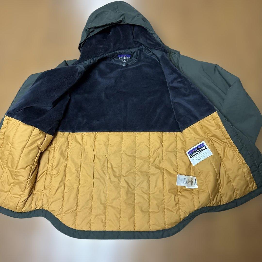 patagoniaボーイズ・インサレーテッド・イスマス・ジャケット