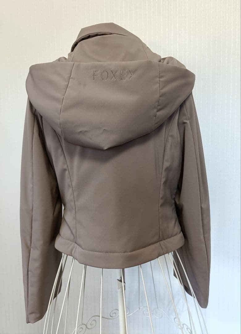 ☆フォクシーニューヨーク2way中綿コートライトブラウン希少42☆
