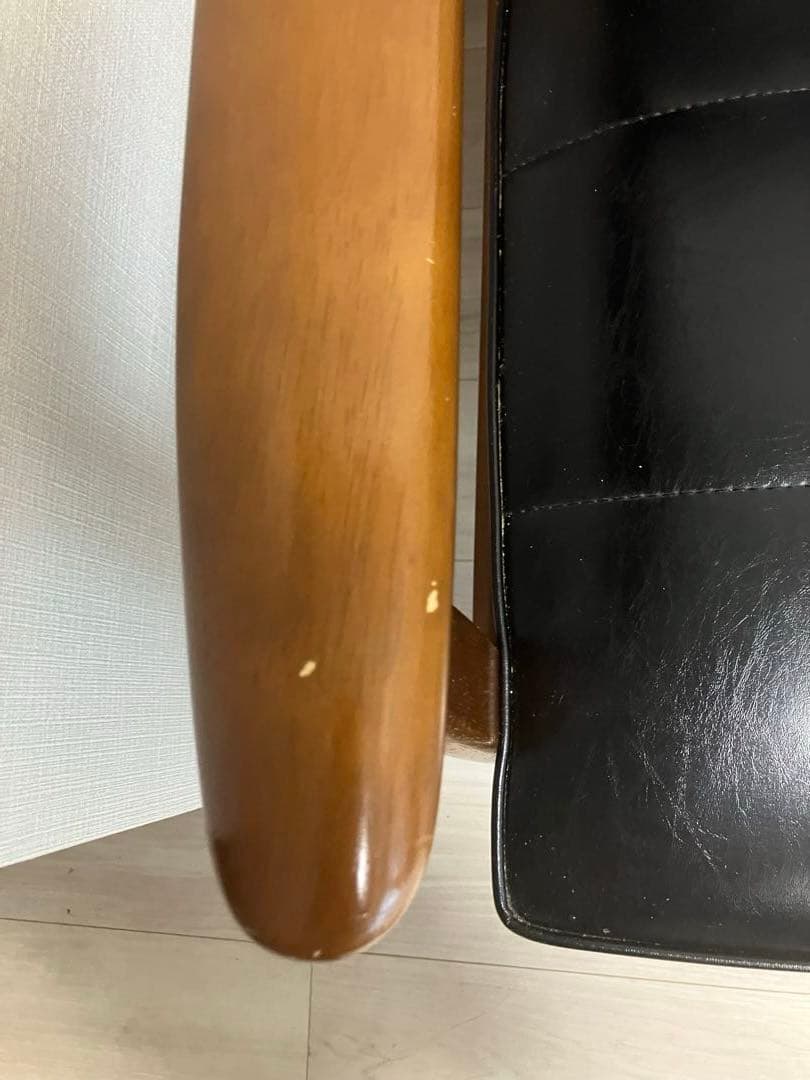 カリモク　Kソファ　2シーター　ブラック