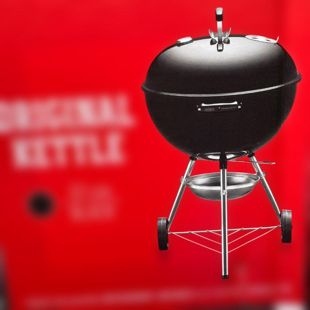 57cmのブラックオリジナルケトルバーベキューコンロ、レシピ本とカバー付き。