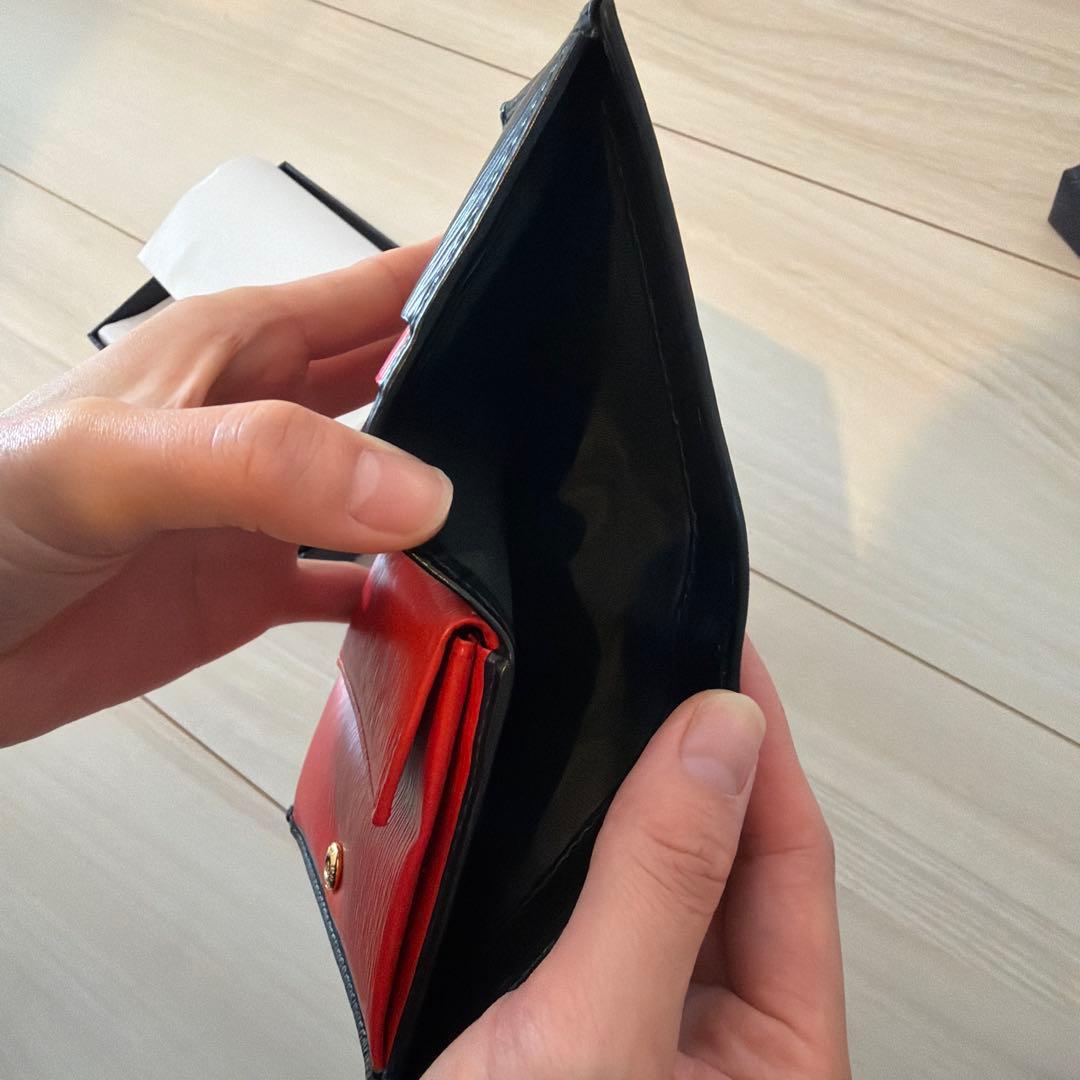 プラダ　レザー　二つ折り　バイカラー