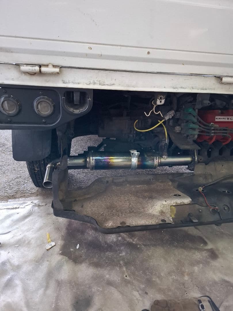 ま*郎様 サンバートラックTT2用にバイクマフラー加工