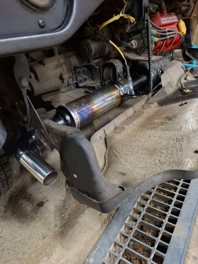 ま*郎様 サンバートラックTT2用にバイクマフラー加工