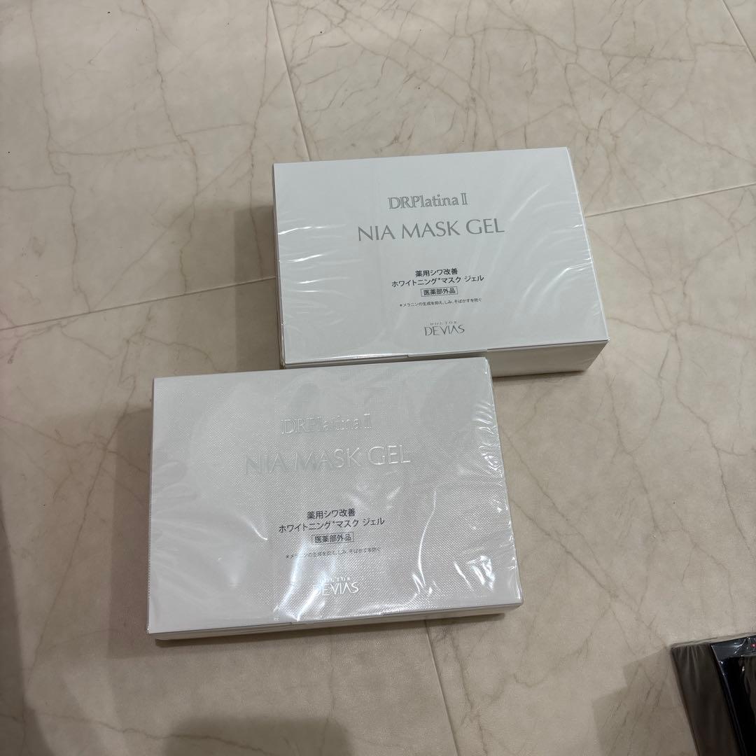 DRデヴィアスプラチナ NIA MASK GEL Ⅱ