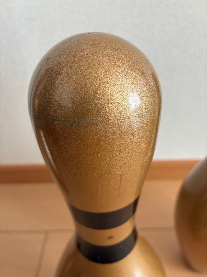 ゴールド ボウリングピン 4本セット