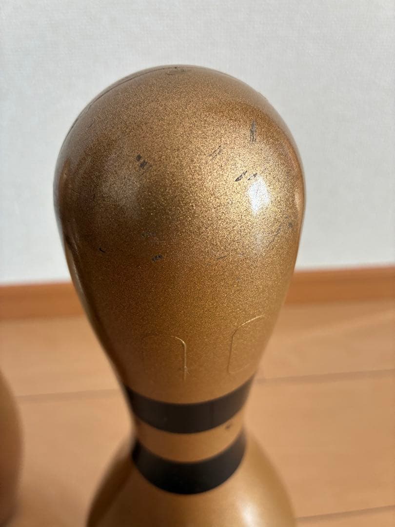 ゴールド ボウリングピン 4本セット