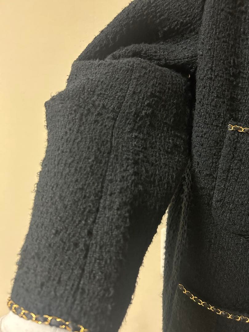 ノーカラージャケット 黒 ポケット付き