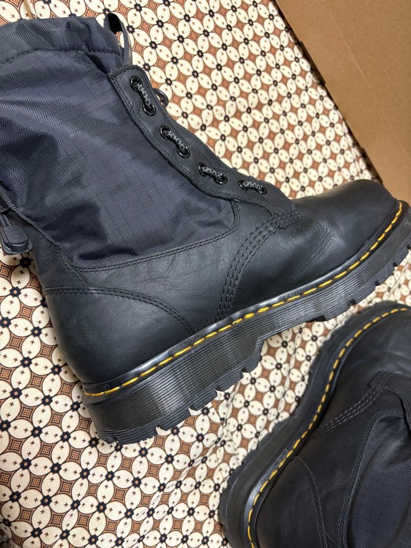 隣*柿様 ドクターマーチンAir Wait 1460 Trinity 黒　UK8