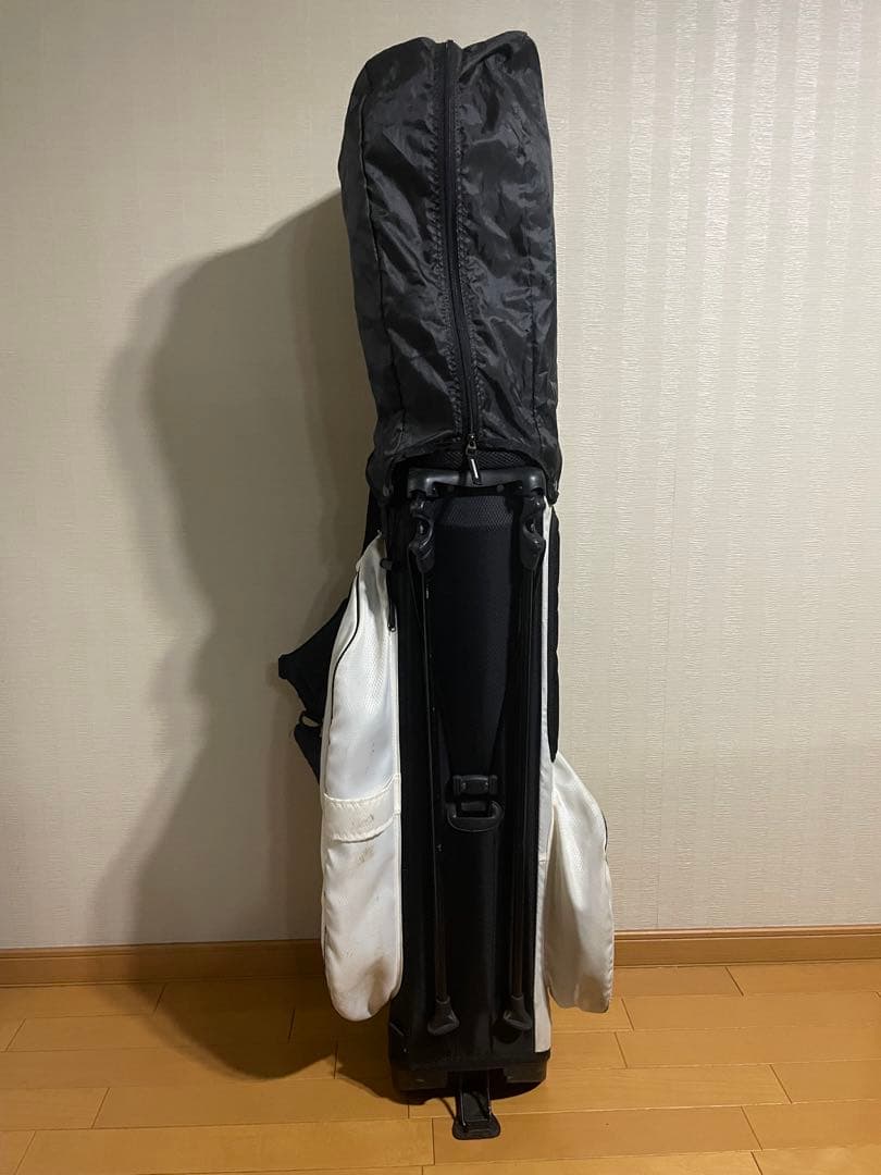 TaylorMade 軽量キャディバッグ ホワイト/ブラック/イエロー