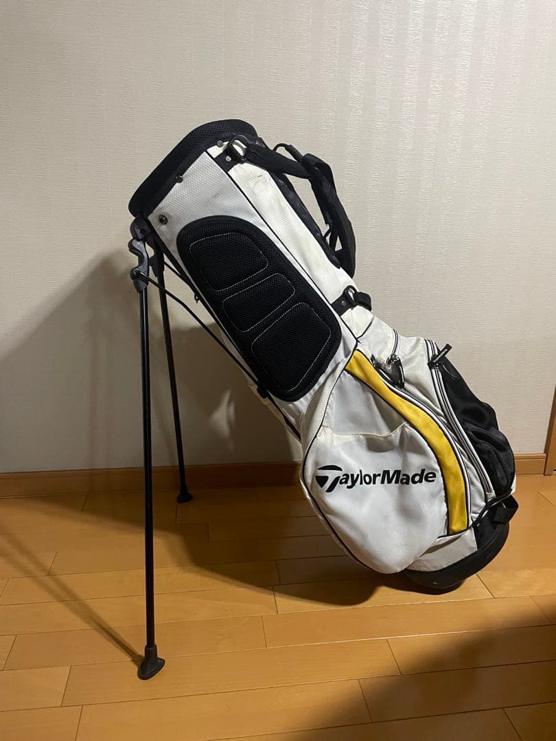 TaylorMade 軽量キャディバッグ ホワイト/ブラック/イエロー