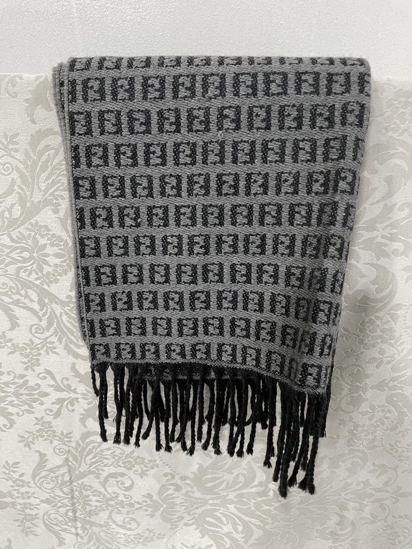 FENDI フェンディ ロゴマフラー ズッカ柄