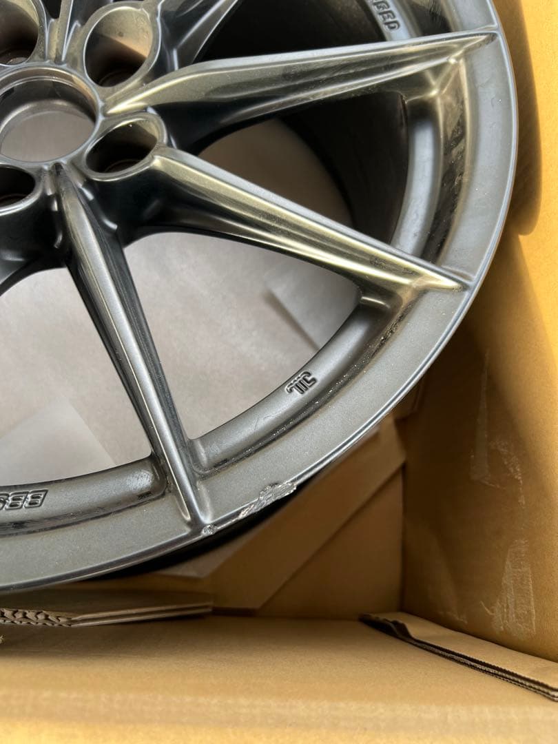 GRカローラ　純正ホイール一本