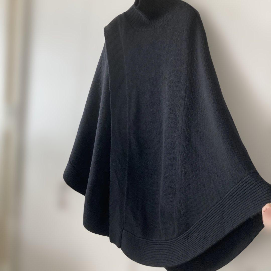 HYKE ハイク ウール　ポンチョ　ブラック