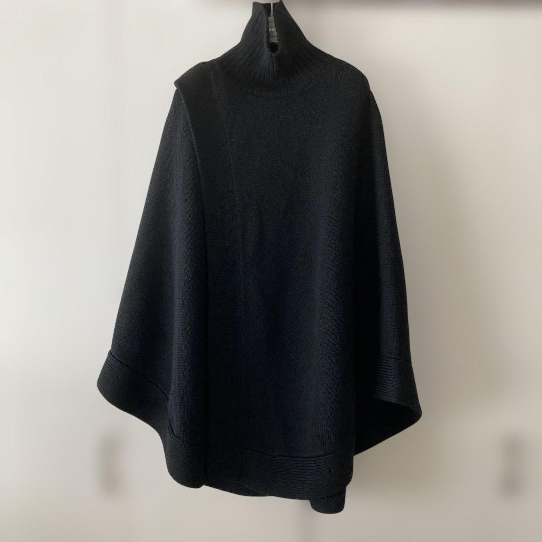 HYKE ハイク ウール　ポンチョ　ブラック