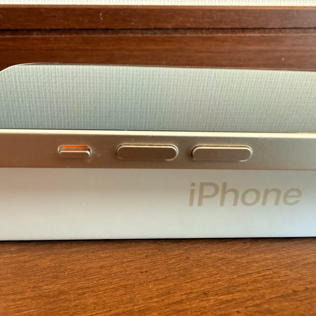 ◆美品◆iPhone14◆スターライト 128GB SIMフリー 箱とコード付き