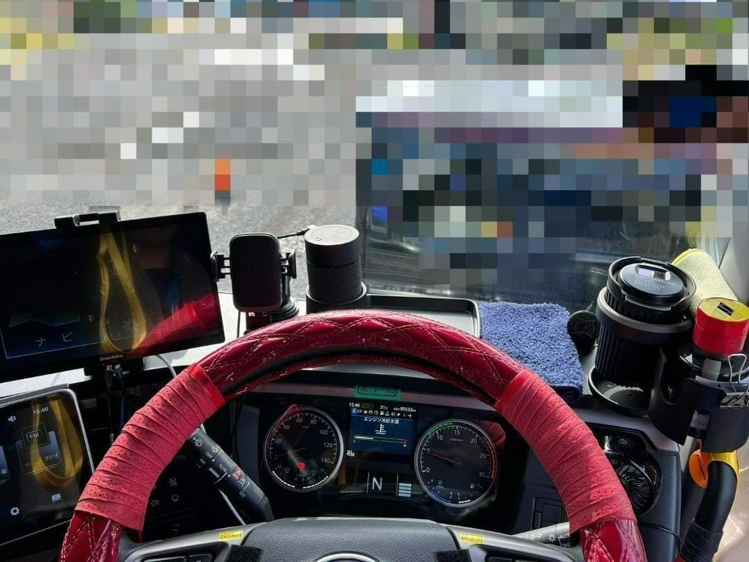 UD クオン 専用 フロント テーブル B type　ゴム製ガード付き