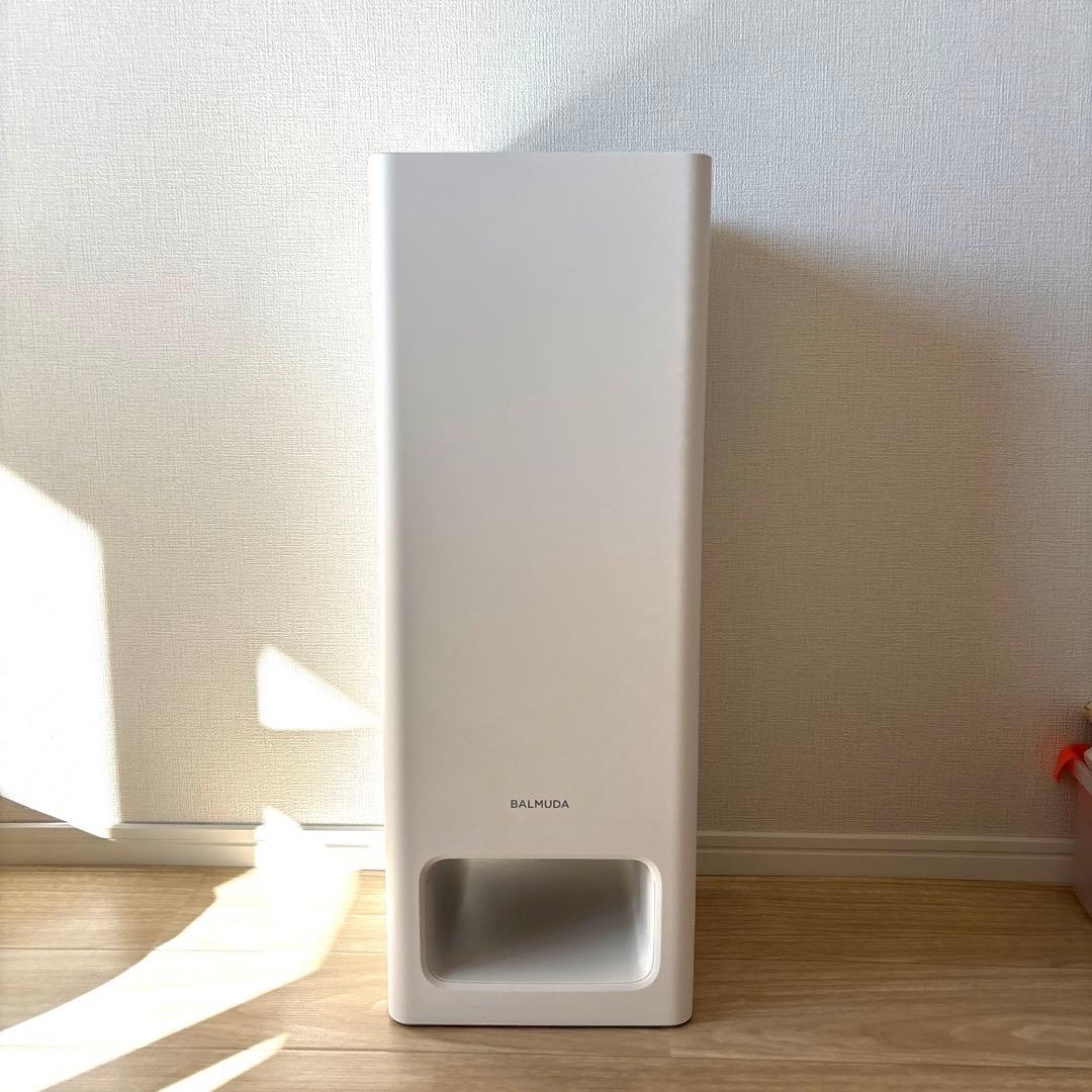 バルミューダ　ザ　ピュア　空気清浄機　BALMUDA The Pure