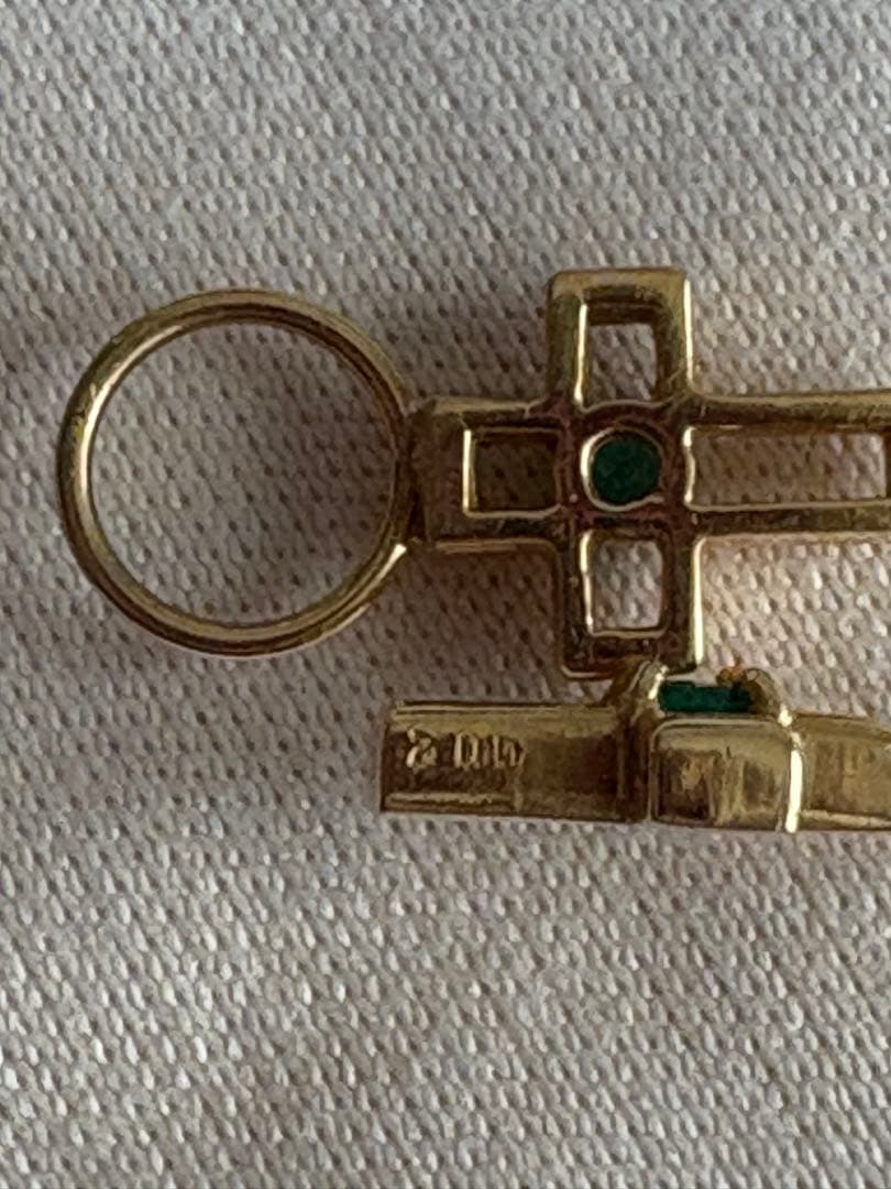 GSTV チャーム18K エメラルド ピアス ピアリング