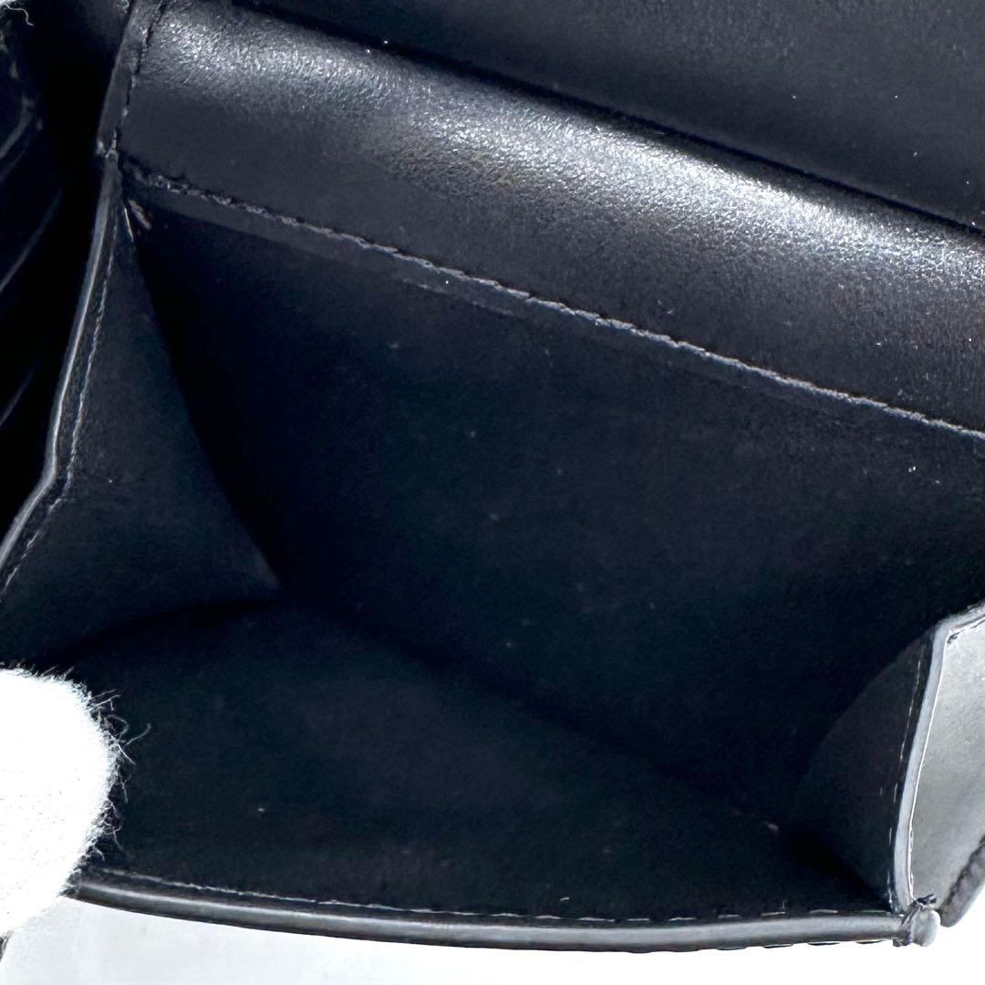 極美品✨COACH コーチ ２つ折り財布 シグネチャー エンボス 本革 ブラック