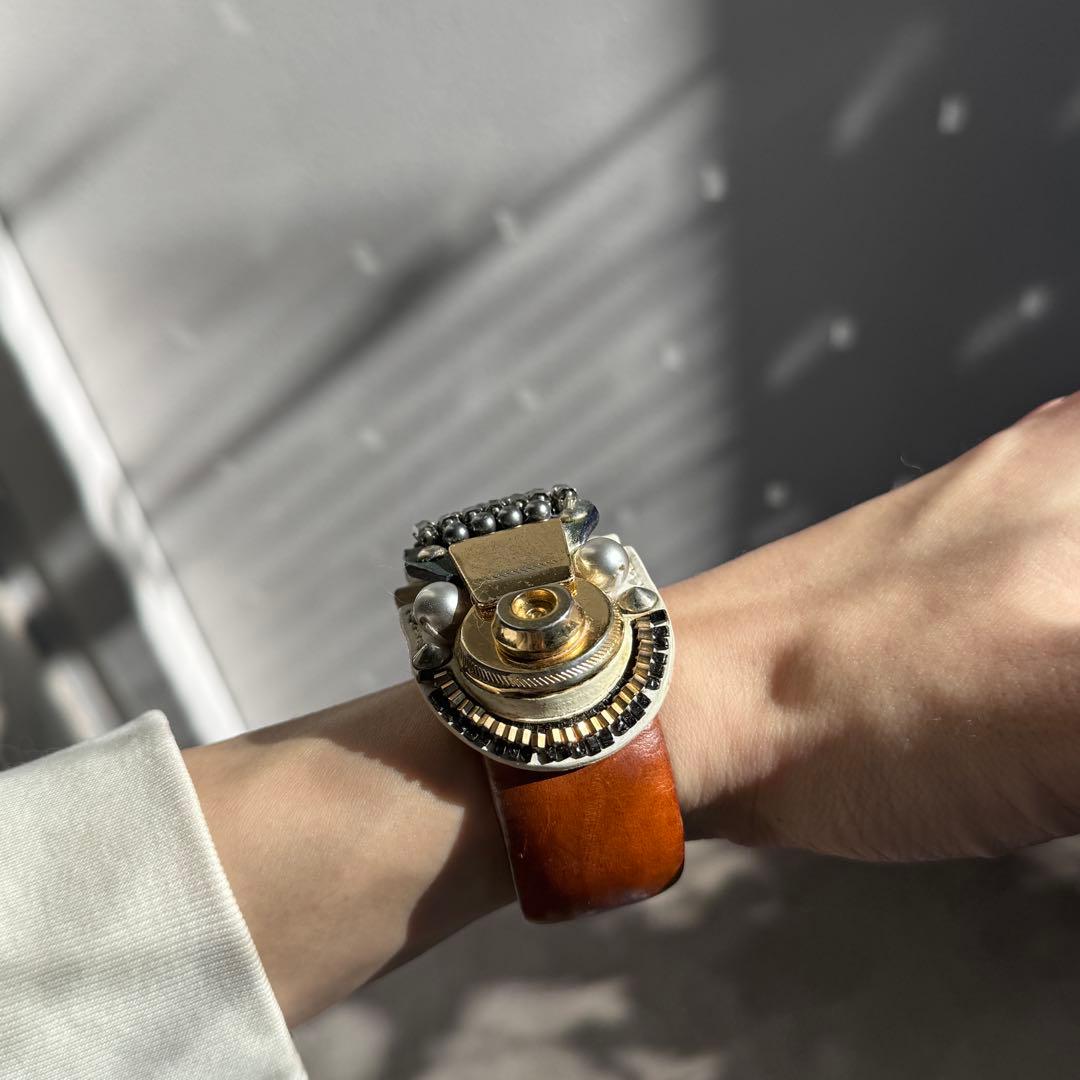 COFFY レザー メタル 装飾バングル ブレスレット