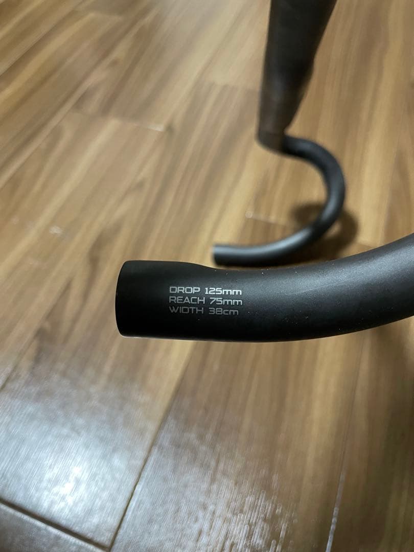 パーツ S-WORKS CARBON SHALLOW ROAD BAR 38mm