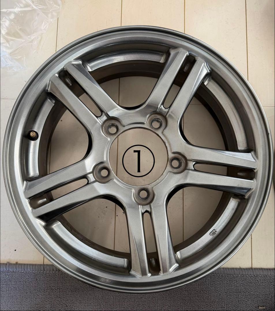 やすゆき　　jb23w クロスアドベンチャー純正ホイール2本①