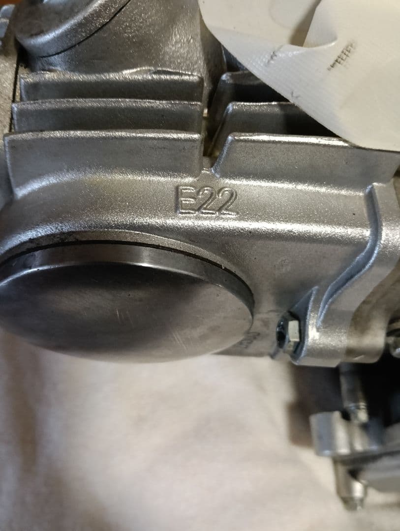 ホンダ系横エンジン　88ccボアアップ済み