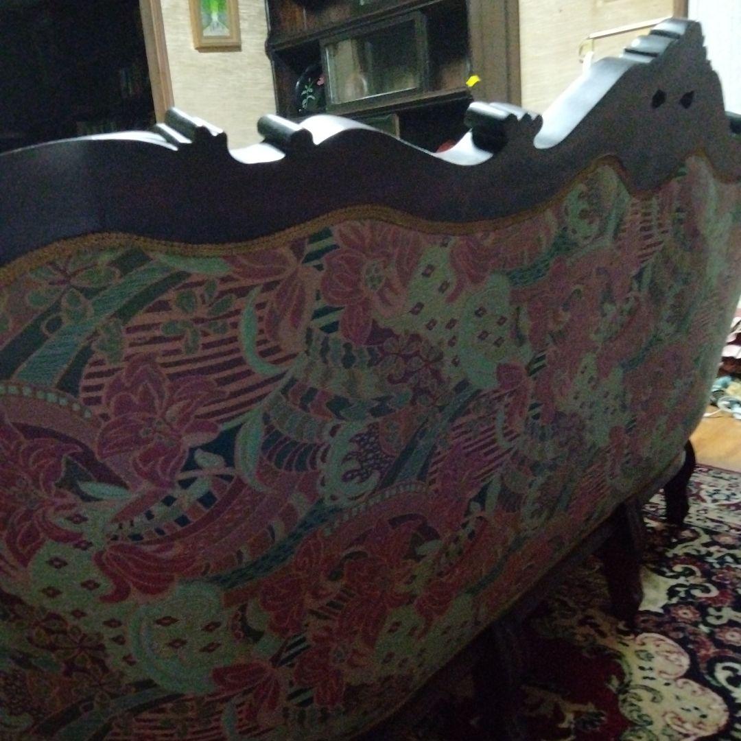 らむ　ビクトリアンスタイル 　3人掛けソファ