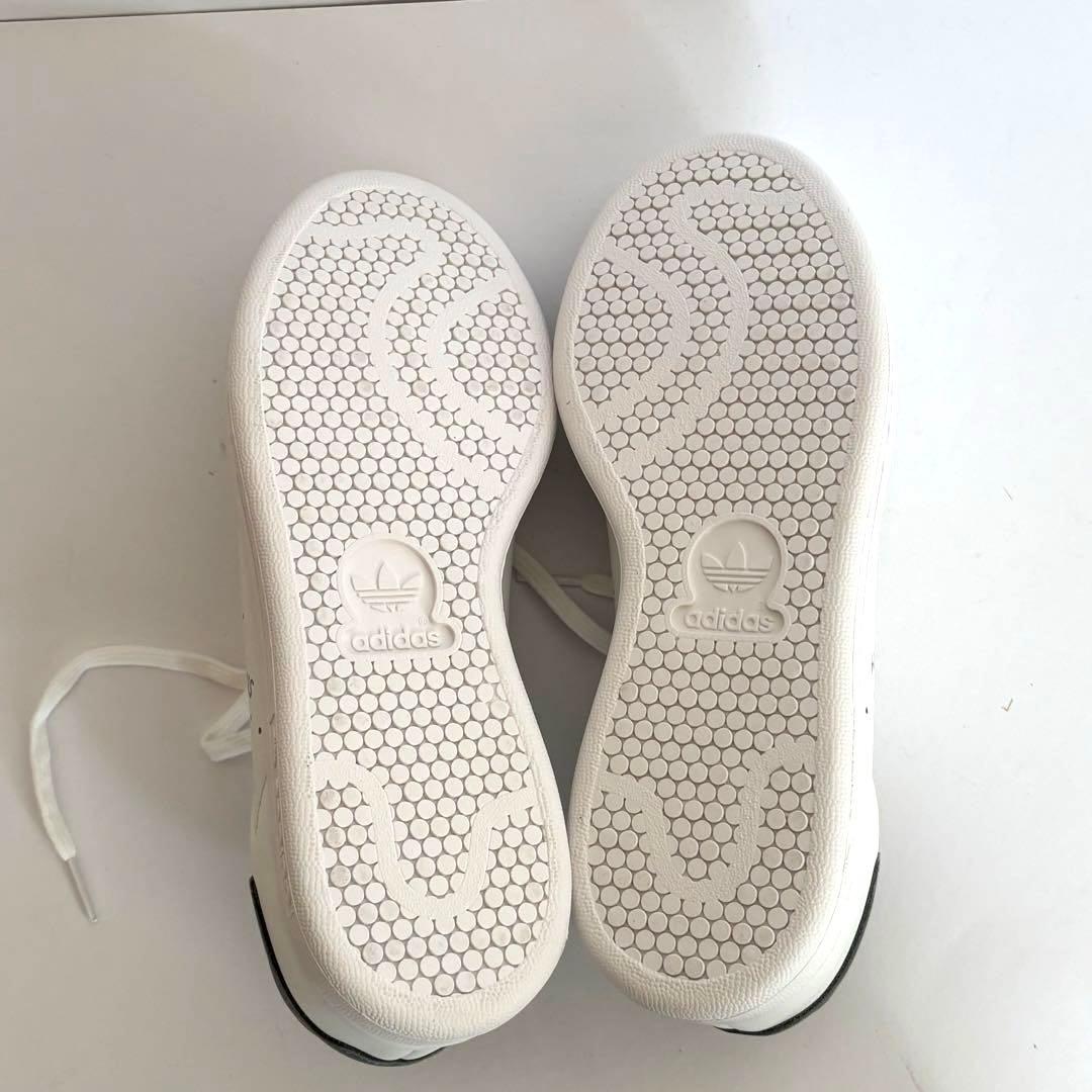 新品⭐️adidas スタンスミス　スニーカー　オフホワイト　23cm