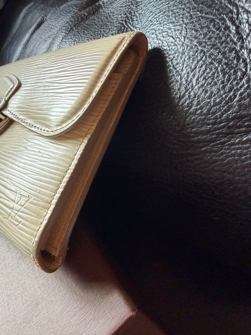 鳳*様 LOUIS VUITTON長財布　エピポルトフォィユ　ウジェニ　ホワイト