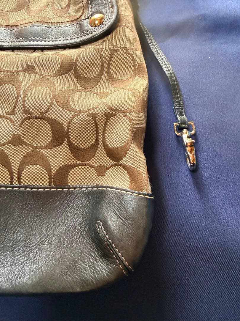 COACH ワンショルダー バッグ シグネチャー ターンロック ベージュ