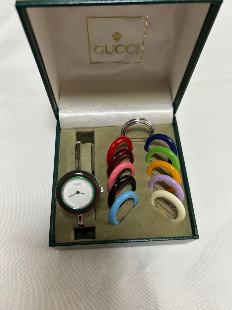 GUCCI ヴィンテージチェンジベゼルウォッチアナログ腕時計 カラーベルト付き