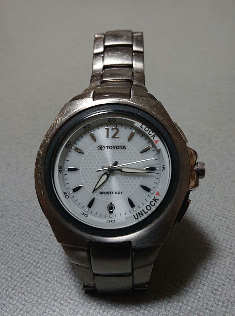 トヨタ純正 キーインテグレーテッドウォッチ ホワイト 初期化済み