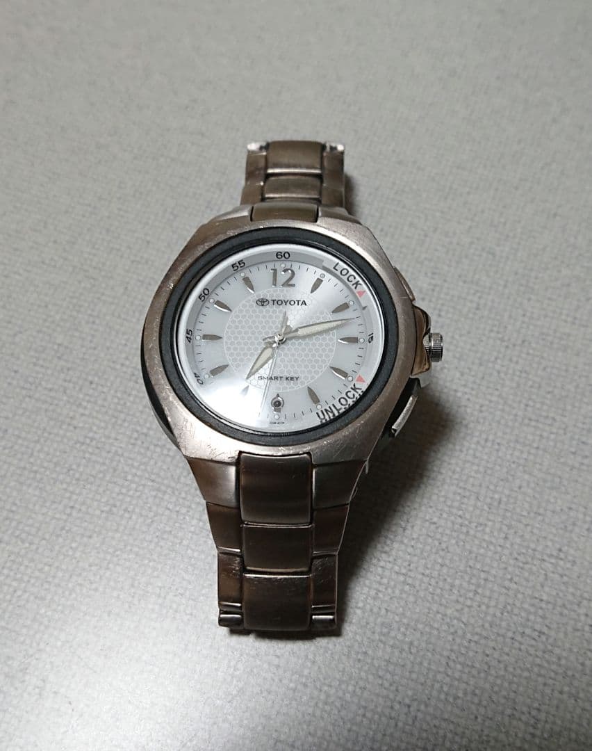 トヨタ純正 キーインテグレーテッドウォッチ ホワイト 初期化済み