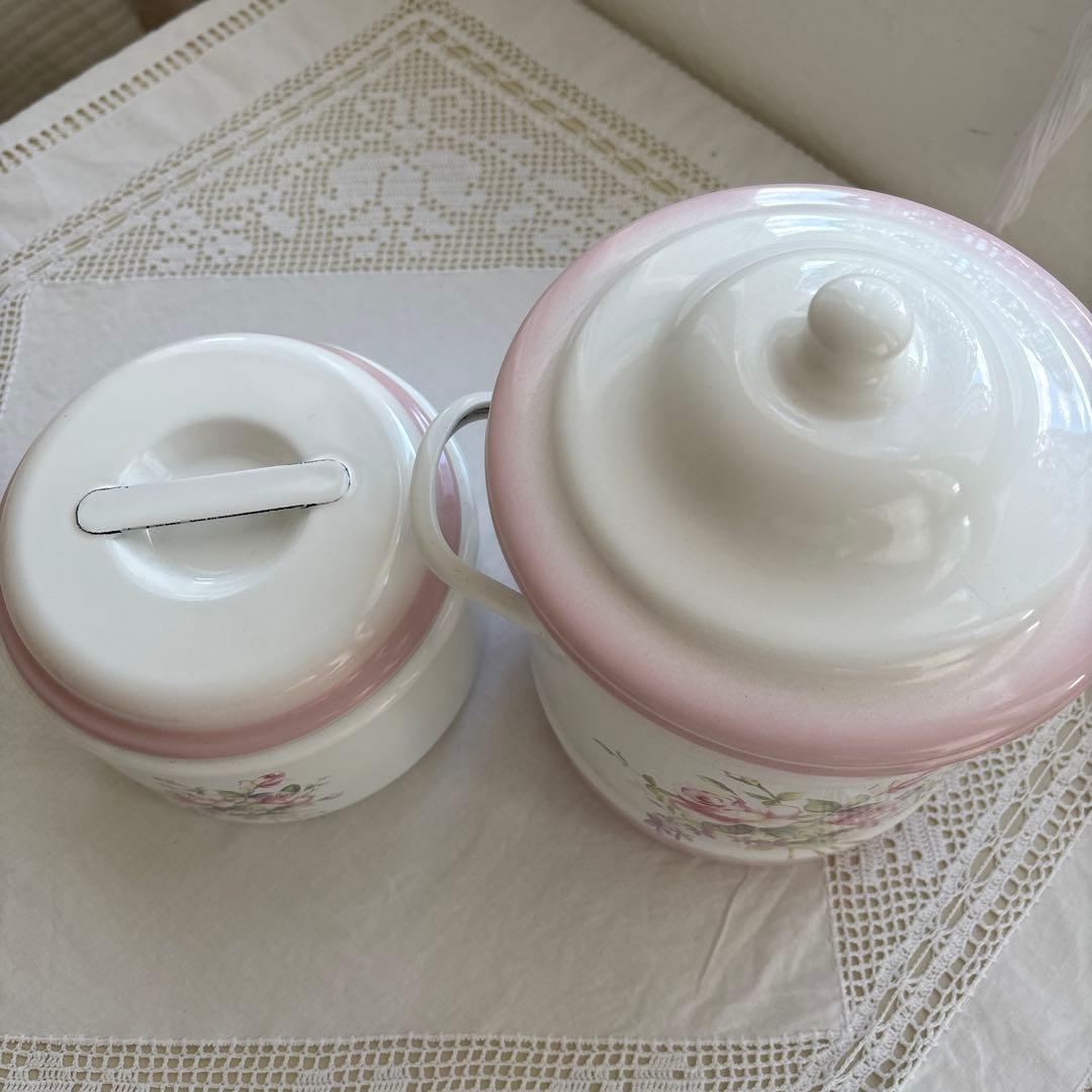 イマンホーローストッカー2点