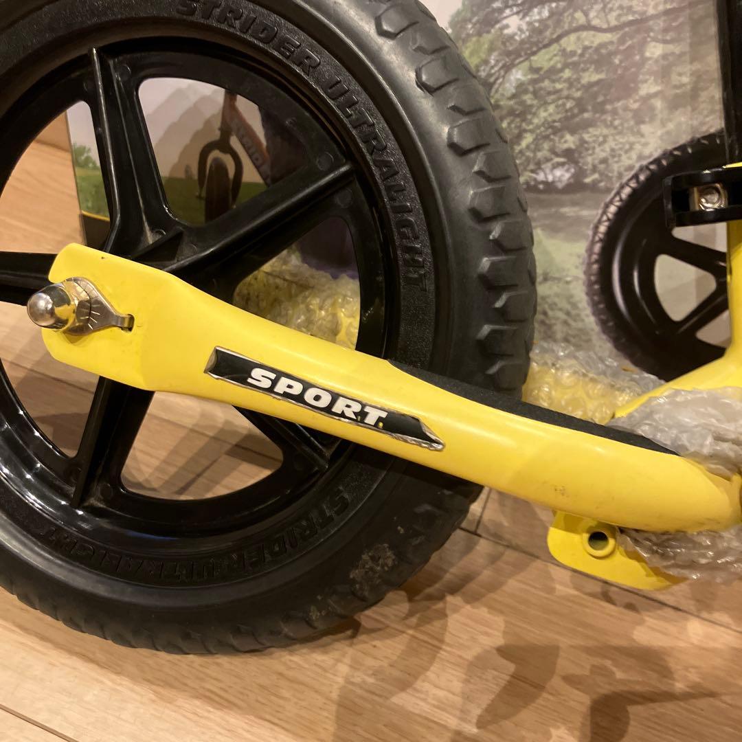 STRIDER ストライダー　バランスバイク イエロー 12インチ