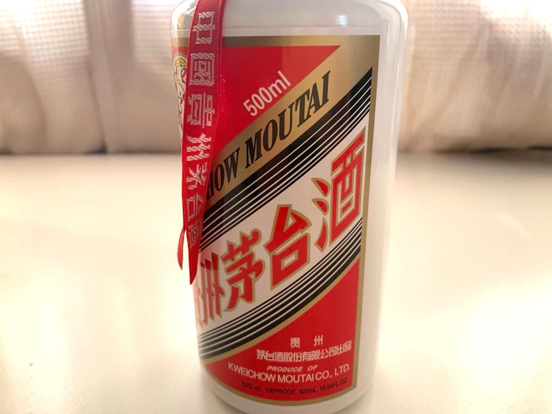 【新品未使用】53% マオタイ 500ml 貴州茅台酒 白酒 (ミニグラス付)