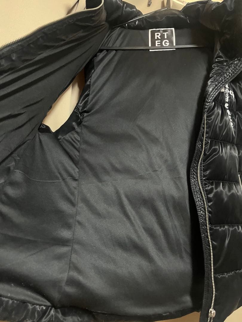 完売品・希少　アダムスジャグラー　ダウンベスト　Mサイズ